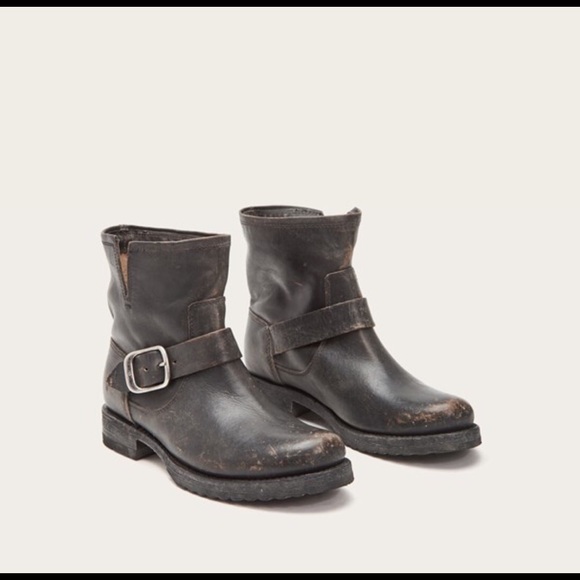 frye veronica bootie stone